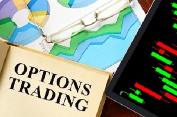Explaining the differences between trading options and trading futures
